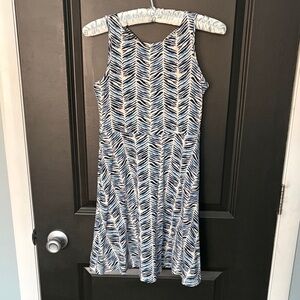 Old navy blue and white sundress size large 10/12